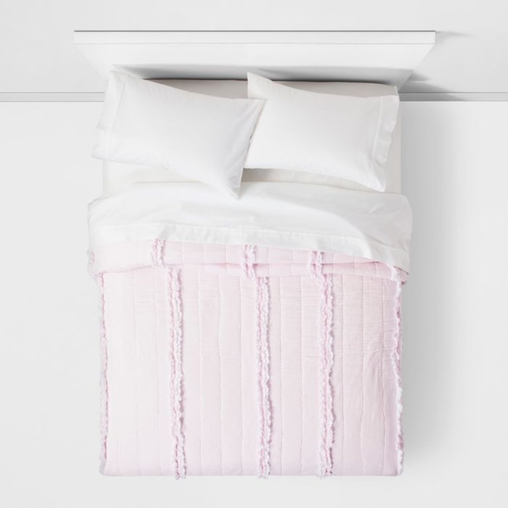 Pink Bedspread (by Shabby Chic)